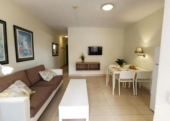 Cherry Cake * Playa del Inglés